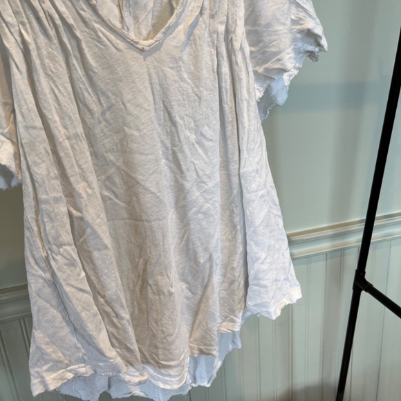 Free People White Short Sleeve V-Neck Linen Flowy Shirt Size XS C001 - Picture 7 of 12